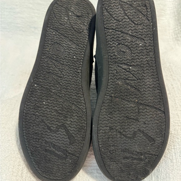 Booties - Picture 4 of 4